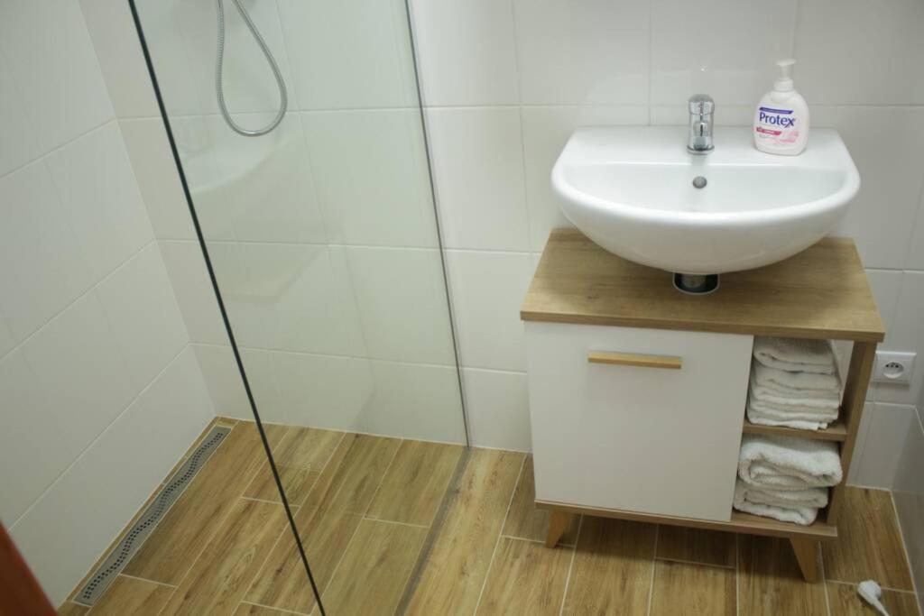 Apartmán Apartman - Dlhe Diely Bratislava Exteriér fotografie